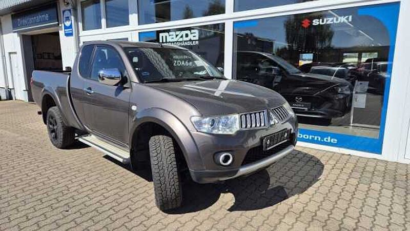 Mitsubishi L200 (KA0/KB0) Intense Club Cab 4WD