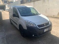 Foto Peugeot Partner Furgone Pro BlueHDi  L1