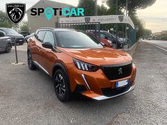 Foto Peugeot 2008 GT PureTech 130 S&S EAT8