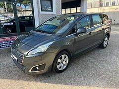 Foto Peugeot 5008 Active 7 POSTI