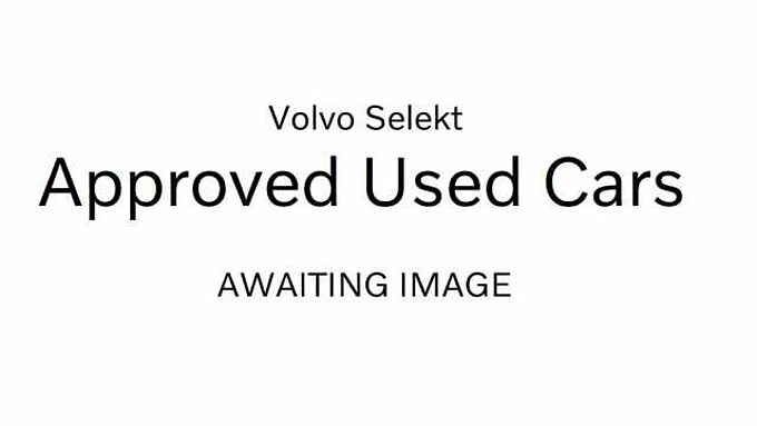 Volvo XC40 Black Edition Plus, B4 Mild hybrid, Petrol