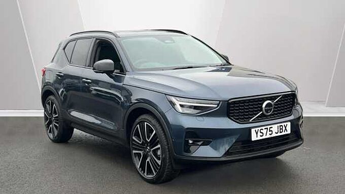 Volvo XC40 Ultra, B3 Mild hybrid, Petrol, Dark