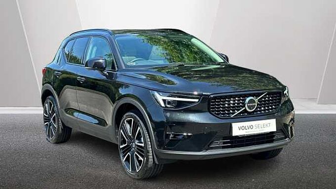 Volvo XC40 Ultra, B3 Mild hybrid, Petrol, Dark (Panoramic Sunroof)