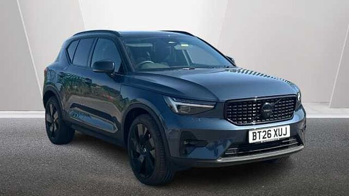 Volvo XC40 Black Edition Ultra, B4 Mild hybrid, Petrol (PAN ROOF! 20″ GLOSS BLACK ALLOYS!)