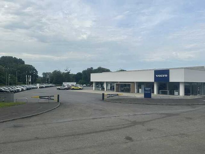 Volvo V40 T2 R-Design Pro Manual