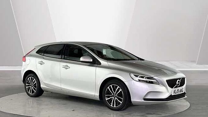 Volvo V40 T2 Momentum Automatic