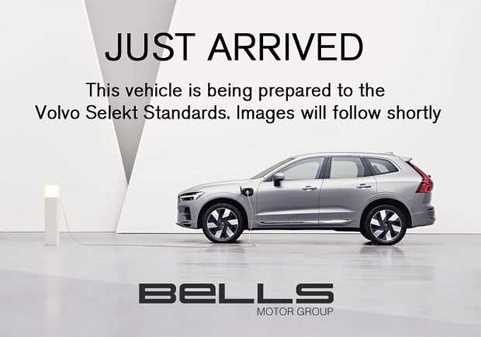 Volvo V40 T3 Inscription Automatic (POWER SEAT, FRONT PARK ASSIST)