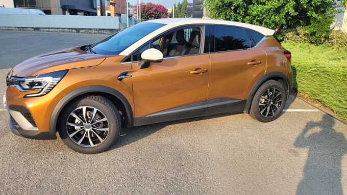 Renault Captur 2ª serie Full Hybrid E-Tech 145 CV RS Line in 12051 ALBA Renault Captur 2ª serie Full Hybrid E-Tech 145 CV RS Line