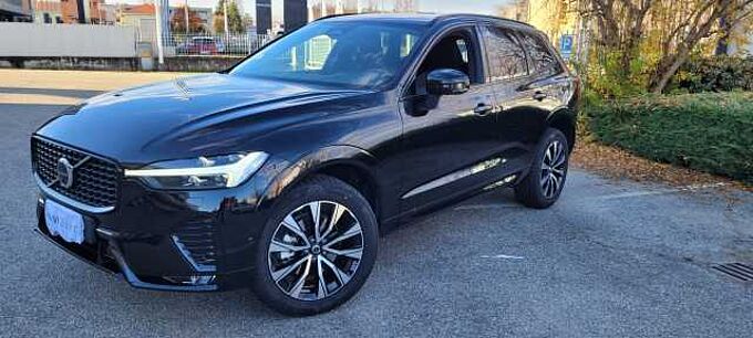 Volvo XC60 Plus, B5 AWD Mild hybrid, Benzina, Dark in 12051 ALBA Volvo XC60 Plus, B5 AWD Mild hybrid, Benzina, Dark