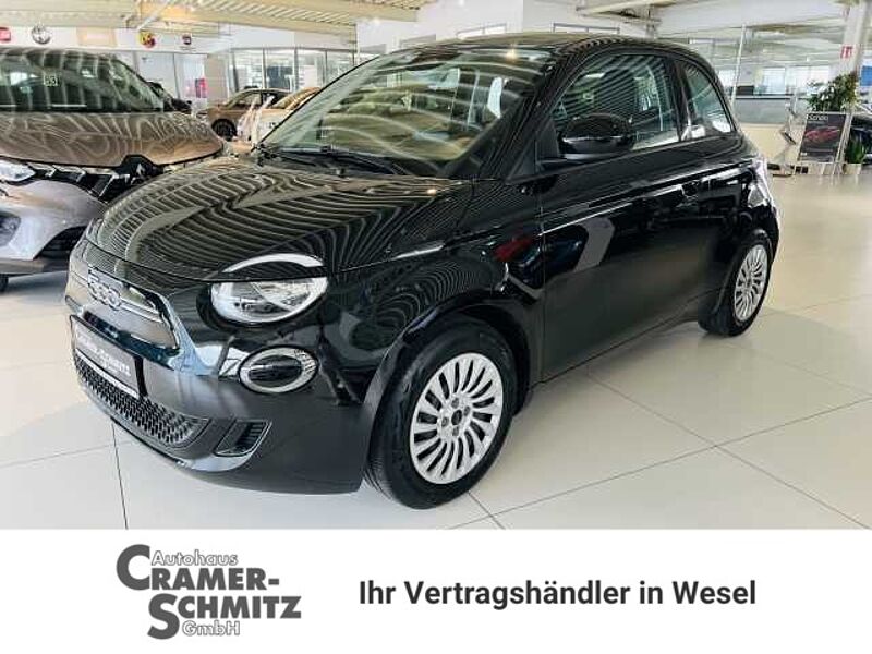 Fiat 500 Elektro 500e Action in 46485 Wesel Fiat 500 Elektro 500e Action