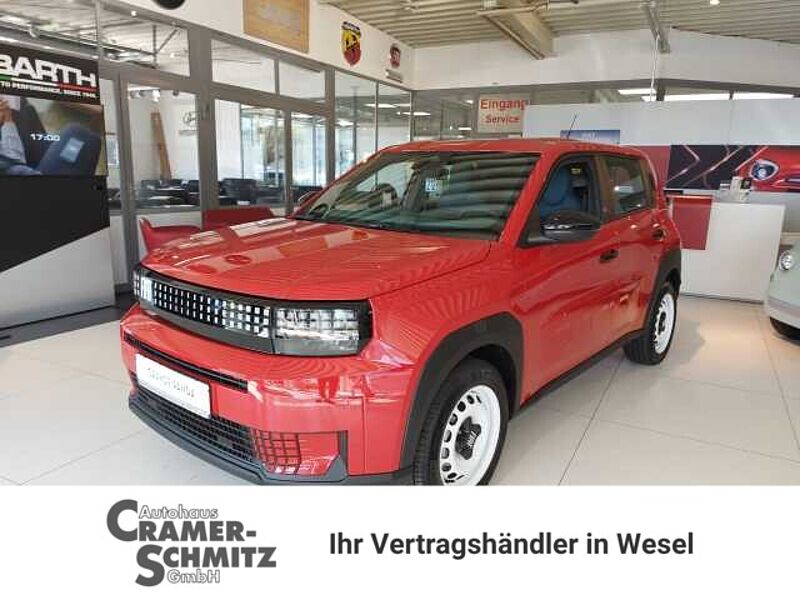 Fiat Grande Panda Elektro 44kWh Red in 46485 Wesel Fiat Grande Panda Elektro 44kWh Red