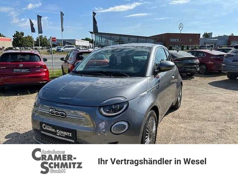 Fiat 500 Elektro 500e 42kWh Style und Komfort-Paket in 46485 Wesel Fiat 500 Elektro 500e 42kWh Style und Komfort-Paket