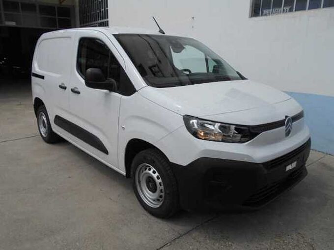 Citroen Berlingo 3 100 HDi Van M Fin 9Perf Sc 28% in 10041 Carignano Citroen Berlingo 3 100 HDi Van M Fin 9Perf Sc 28%