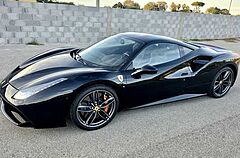 Foto Ferrari 488 GTB IVA Leasing sed Carbonio, TOTAL BLACK