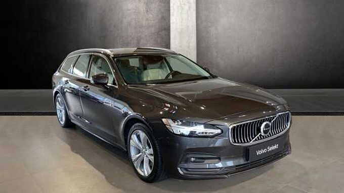 Volvo V90 MOMENTUM PRO, B4 AWD, 145+10 kW / 197+14 HP