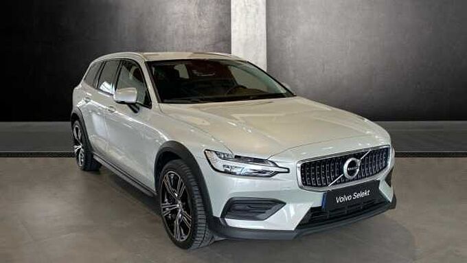 Volvo V60 Cross Country Pro, B4 AWD, 145+10 kW / 197+14 HP