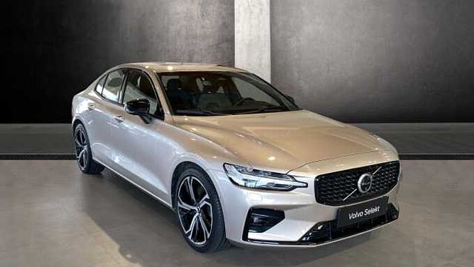 Volvo S60 ULTIMATE DARK, B5 AWD, 184+10 kW / 250+14 HP