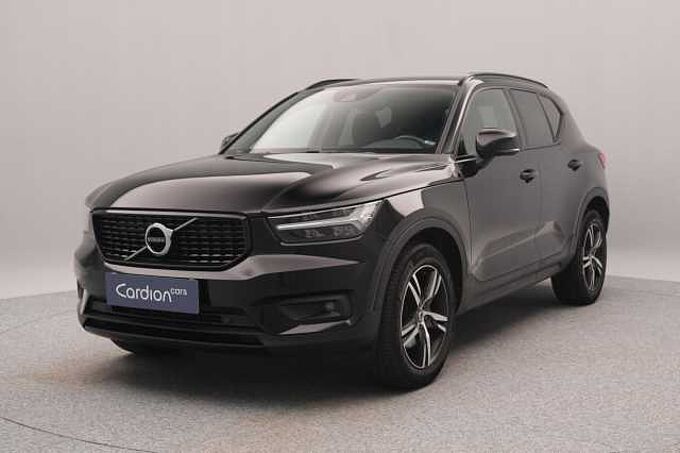 Volvo XC40 D4 AWD R-DESIGN AUT CZ 1. maj