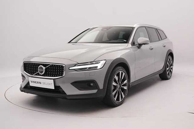 Volvo V60 CC B5 AWD PLUS AUT 1.maj