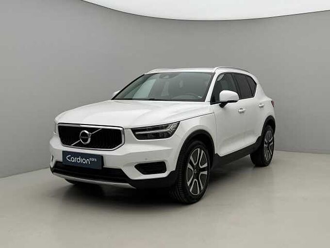 Volvo XC40 T2 MOMENTUM AUT 1.maj.