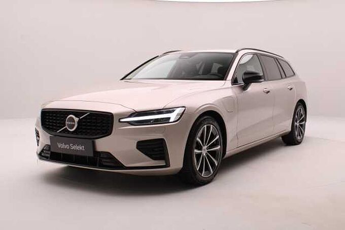 Volvo V60 T6 AWD PLUG-IN DARK PLUS CZ