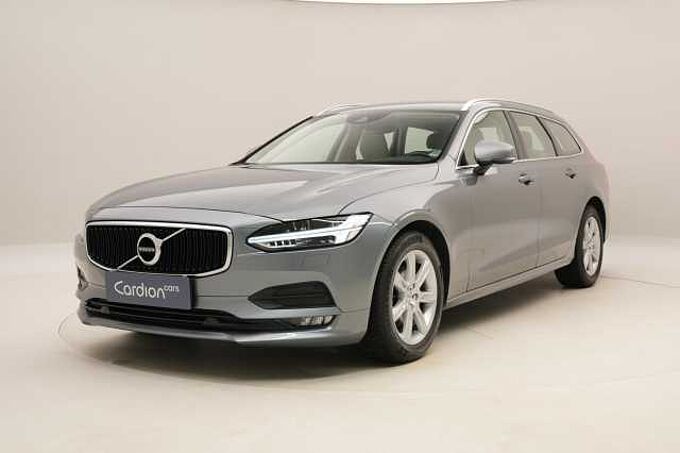 Volvo V90 D4 MOMENTUM AUT