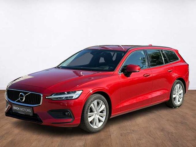 Volvo V60 Momentum, B4 mild hybrid