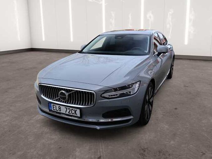 Volvo S90 Recharge Ultimate, T8 AWD Plug-in hybrid, Elektrický pohon/Benzín, Bright