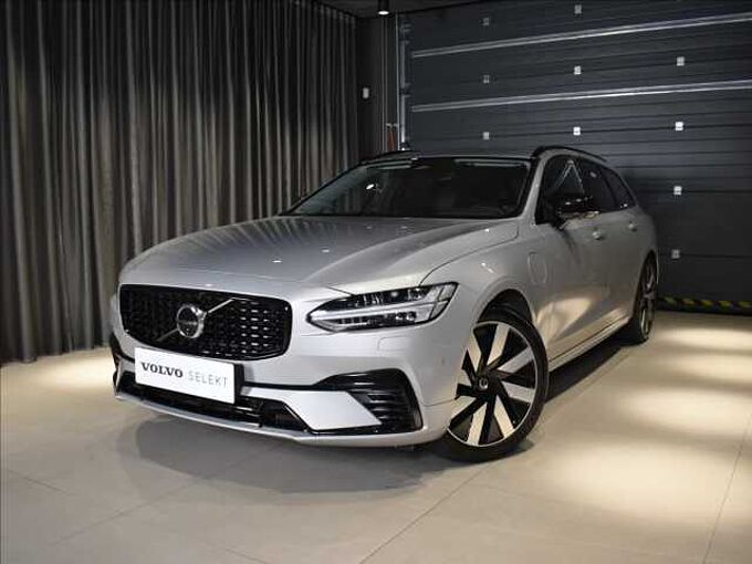 Volvo V90 2,0 T6 AWD PLUS Tažn&eacute;,BLIS