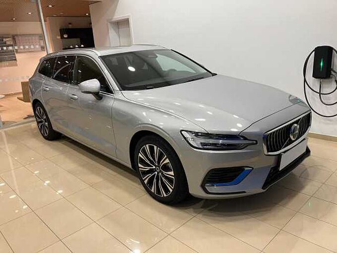Volvo V60 T8 eAWD Recharge Plus Bright