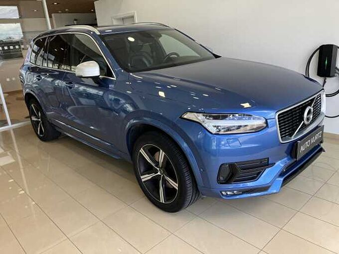 Volvo XC90 D5 AWD R-Design AT8, ČR