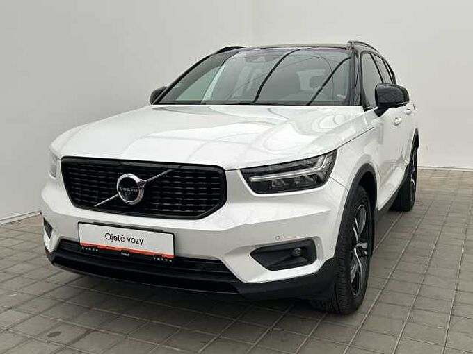 Volvo XC40 T4 AWD R-Design
