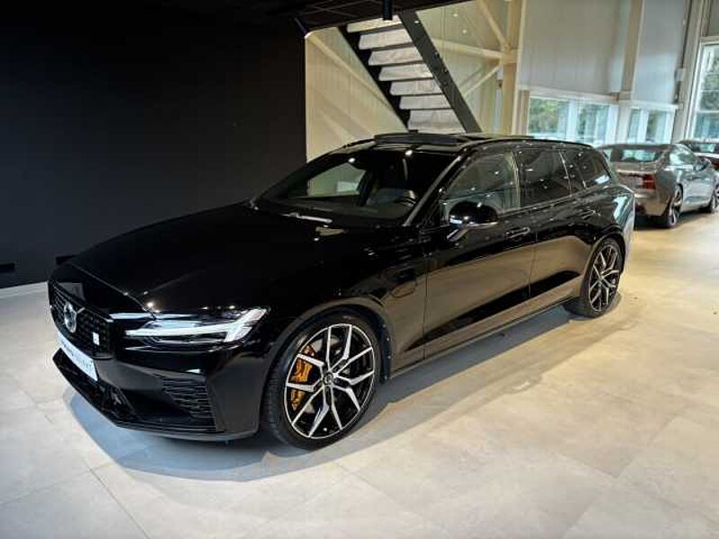 Volvo V60 Recharge Polestar Engineered, T8 Polestar Engineered AWD in 9120 BEVEREN WAAS Volvo V60 Recharge Polestar Engineered, T8 Polestar Engineered AWD