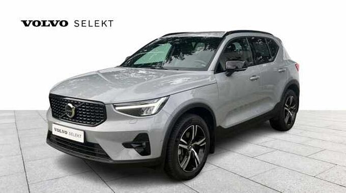 Volvo XC40 Plus, B3 mildhybrid, Bensin, Dark 3YEARS WARRANTY