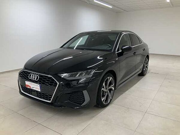 Audi A3 4ª serie Sedan 30 TFSI S line edition