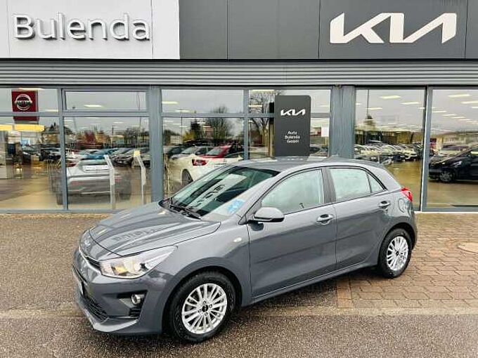 Kia Rio Edition 1.2 Edition 7 Em Sommer-/Winterräder