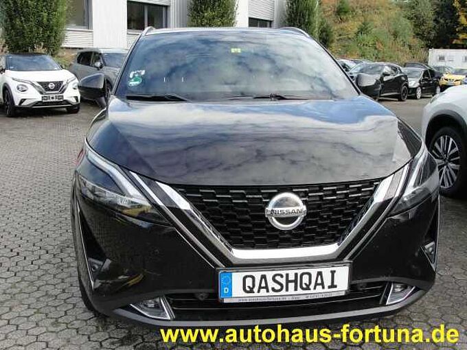 Nissan Qashqai Tekna 1.3 Automatic Glasdach AHK