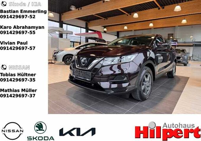 Nissan Qashqai Visia 1,2DIG-T PDC AHK DAB KLIMA