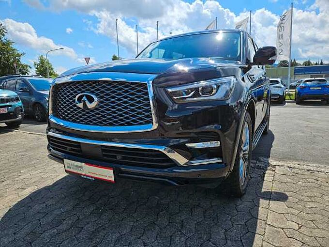 Infiniti QX80 Luxe 5,6 V8 4WD, Leder, eSD, Navi, Alu