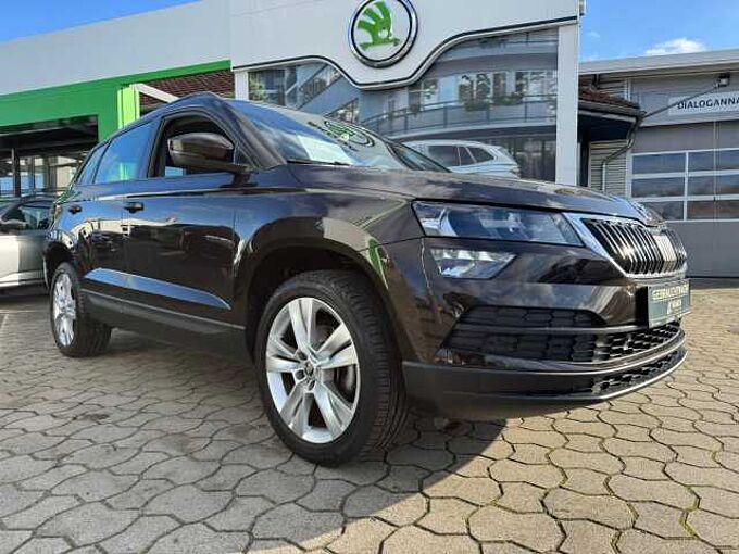 SKODA Karoq Style 1.5 TSI DSG*RFK*NAVI*AHK*StHz*