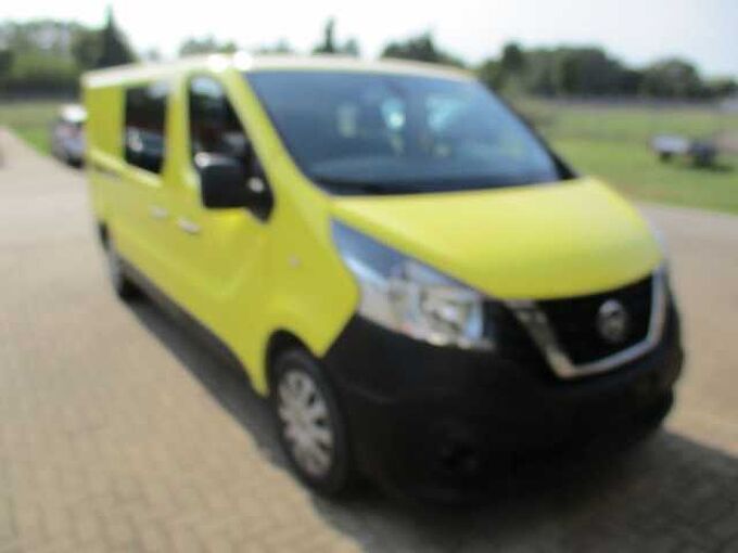 Nissan NV300 Kastenwagen L2H1 2,9t DoKa COMFORT