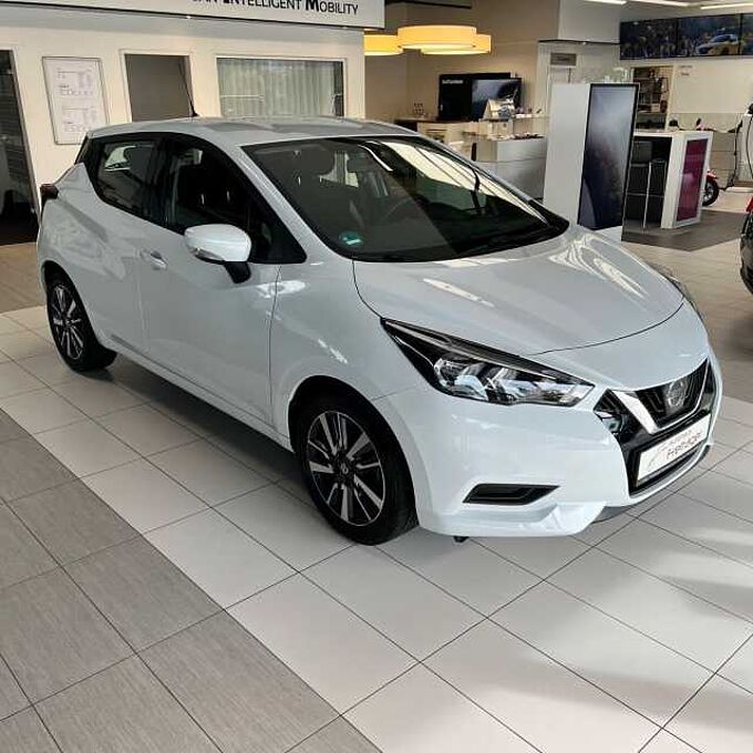 Nissan Micra Acenta auf Ganzjahresbereifung