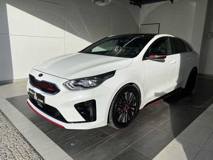 Kia pro_cee'd 1.6 DCT Autom. - GT - NAVI, Pano, el.HK