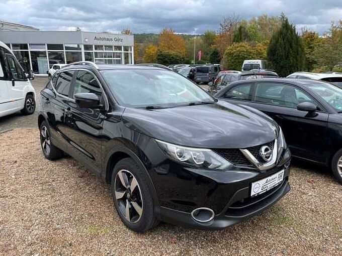 Nissan Qashqai 1,6 Benzin, 163 PS, 360°, Glasd., 8fach