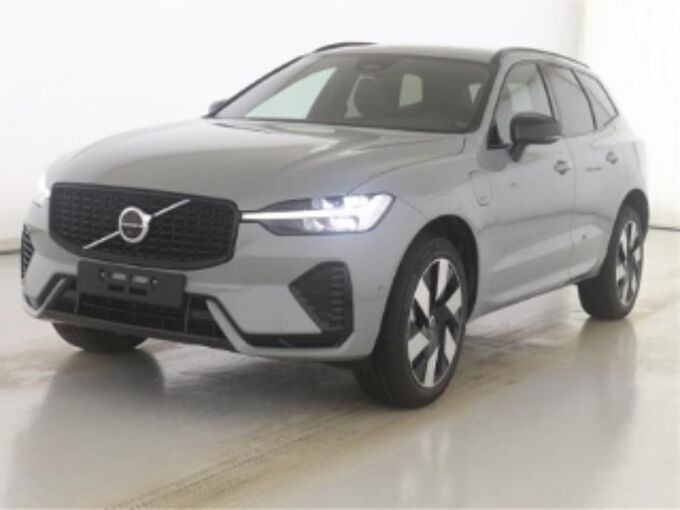 Volvo XC60 Plus Dark Recharge Plug-In Hybrid AWD T8 Twin Engine EU6d StandHZG Leder digital