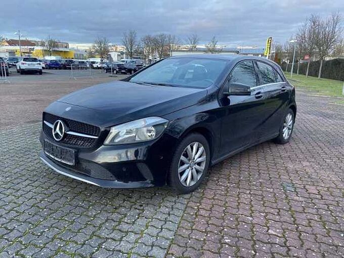 Mercedes-Benz A 200 Style Business*Exklusiv*SH*CarPlay*