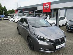 Nissan Leaf 40 kWh Tekna*LEDER*BOSE*LED*NAVI*SHZ*KEYLESS*