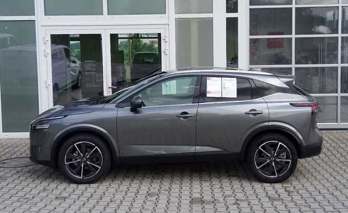 Nissan Qashqai 1.3 DIG-T 4x4 MHEV Xtronic Tekna