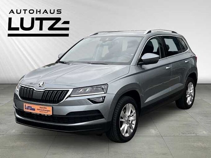 SKODA Karoq Style Automatik ACC City Stop LED Navi Wipa Klima PDC Kamera