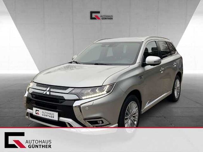 Mitsubishi Outlander Top Plug-in Hybrid 2.4 4WD Kamera